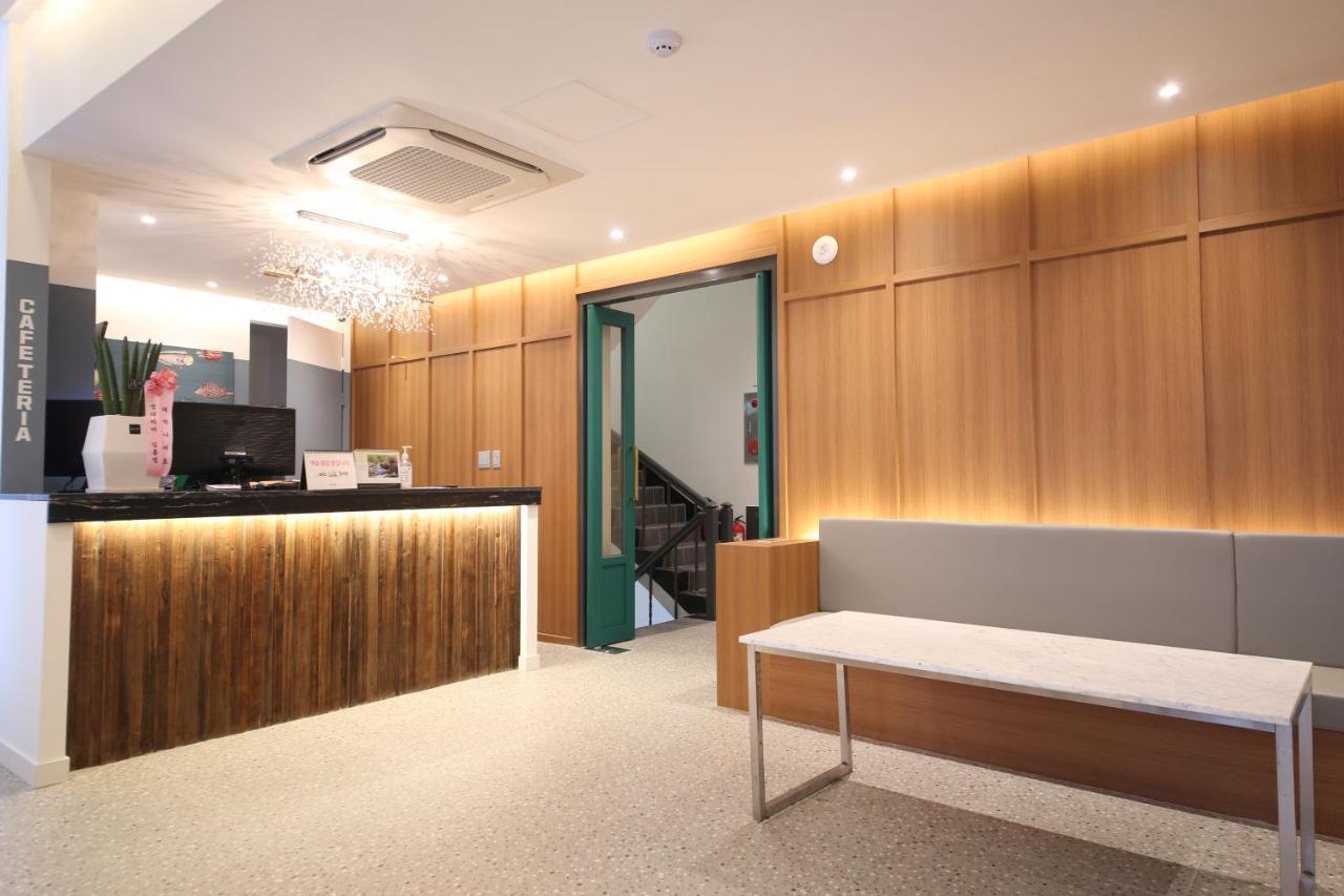 Hotel Vantt Gwangju Metropolitan City Екстер'єр фото