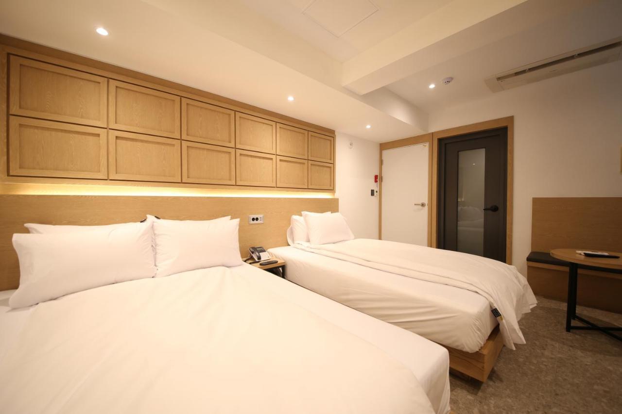 Hotel Vantt Gwangju Metropolitan City Екстер'єр фото
