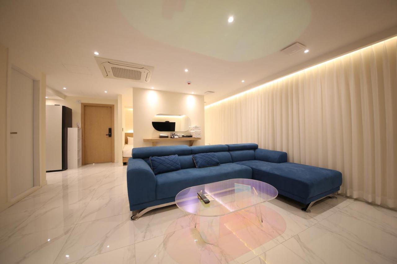 Hotel Vantt Gwangju Metropolitan City Екстер'єр фото