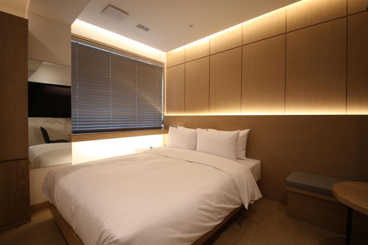 Hotel Vantt Gwangju Metropolitan City Екстер'єр фото