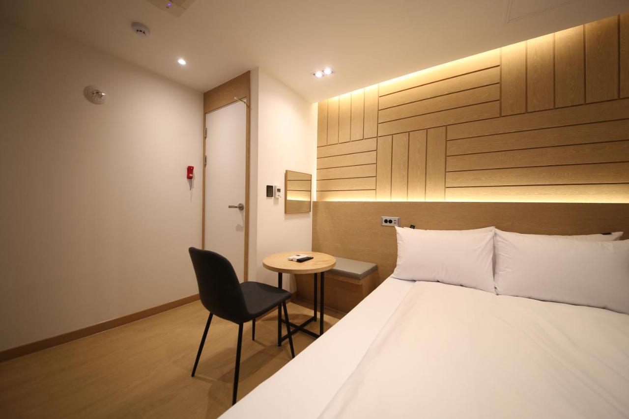 Hotel Vantt Gwangju Metropolitan City Екстер'єр фото