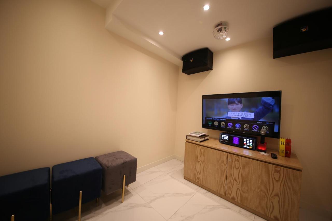 Hotel Vantt Gwangju Metropolitan City Екстер'єр фото